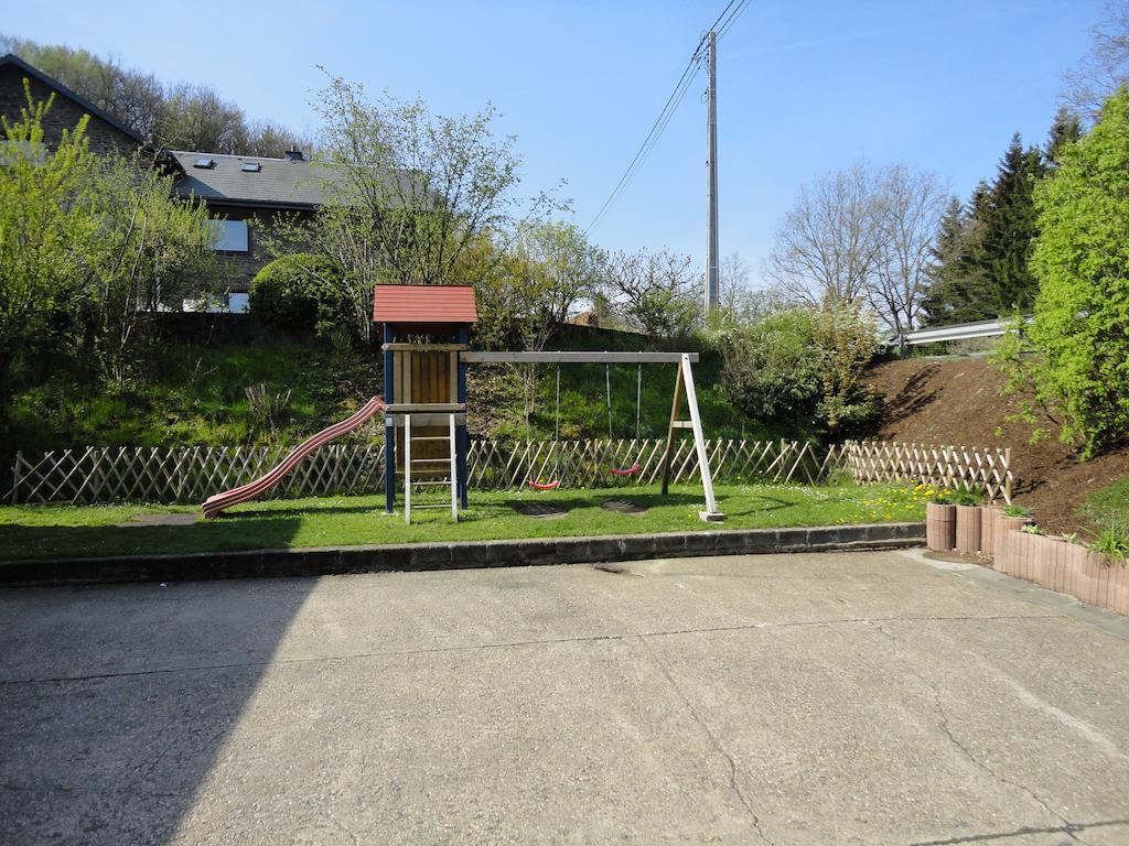 Haus Wangen Studio Burg Reuland Exterior photo